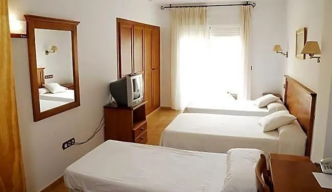 Hotel Donde Caparros