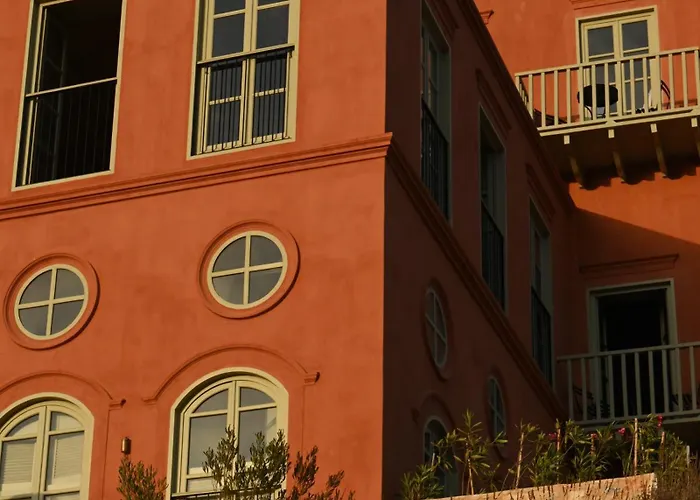 Casa Mediterraneo Hotel