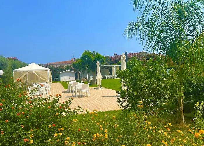 Hotel Park Village
