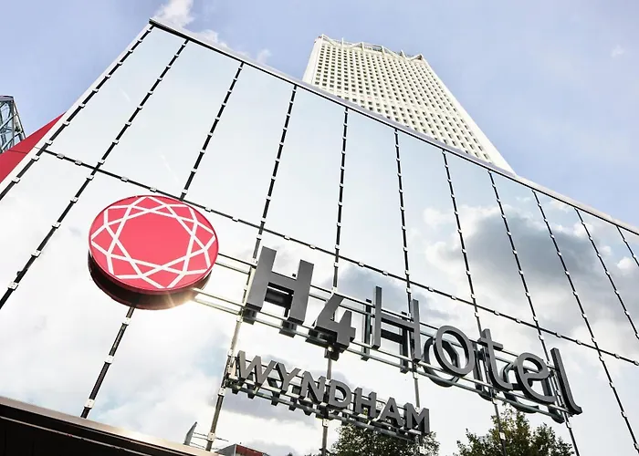 H4 Wyndham Paris Pleyel