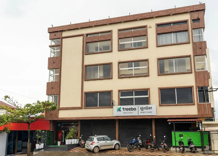 Treebo Jaguar Comforts, 3 Kms From Mahatma Gandhi Park