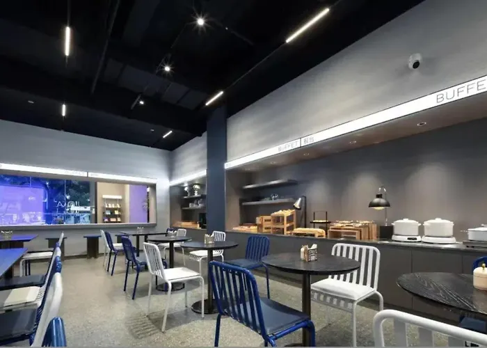 Atour Light Hotel Huzhou Deqing Moganshan