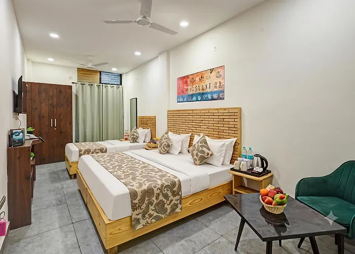 Hotel Ashram Suites Near Nizamuddin Railway Station