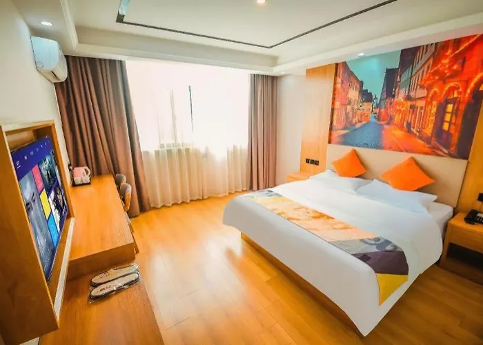 Shell Hotel Wuhu Jiujiang District Daqiao Town Huashan Road