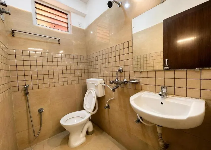 Goroomgo Sai Sandpiper ! Puri গোরুমগো সাই স্যান্ডপাইপার! পুরী Near-Sea-Sight-Beach-And-Temple-Spacious-Room With-Wifi-Restaurant-And-Parking-Facilities-Prime-Location-Best Hotel In Puri