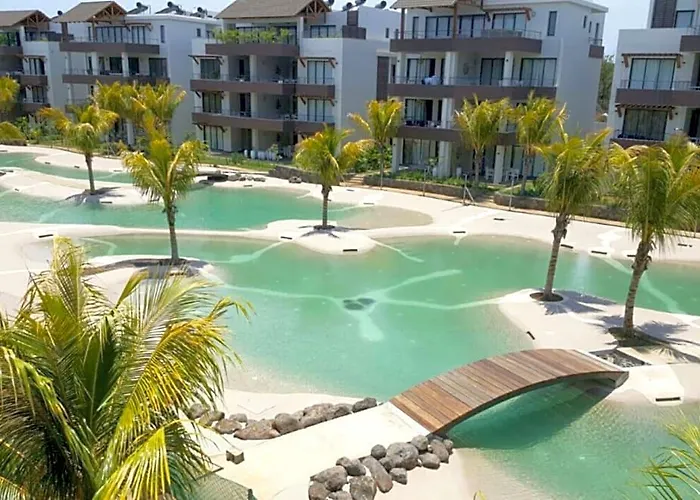 Choisy Les Bains Apartments With Lagoon Pool By Lov Mauritius