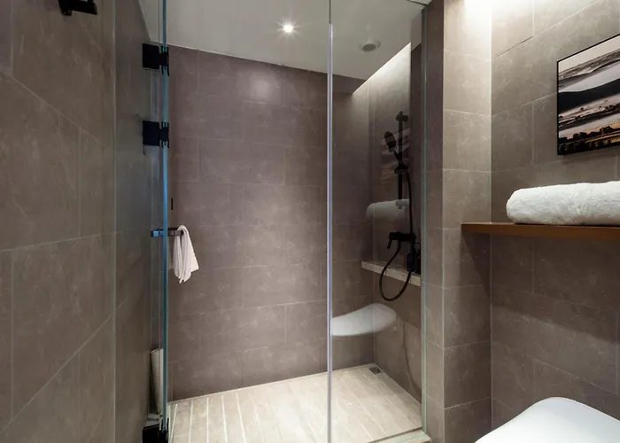 Atour Hotel Tonglu City Center Hangzhou