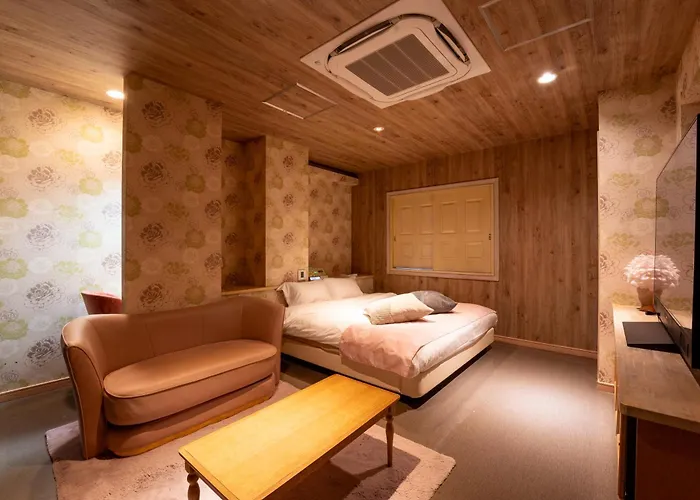 Moni Hotel