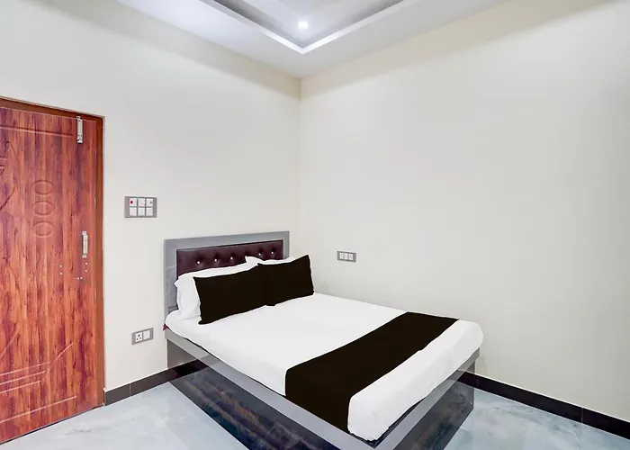 Hotel O Hotal Rk Palace