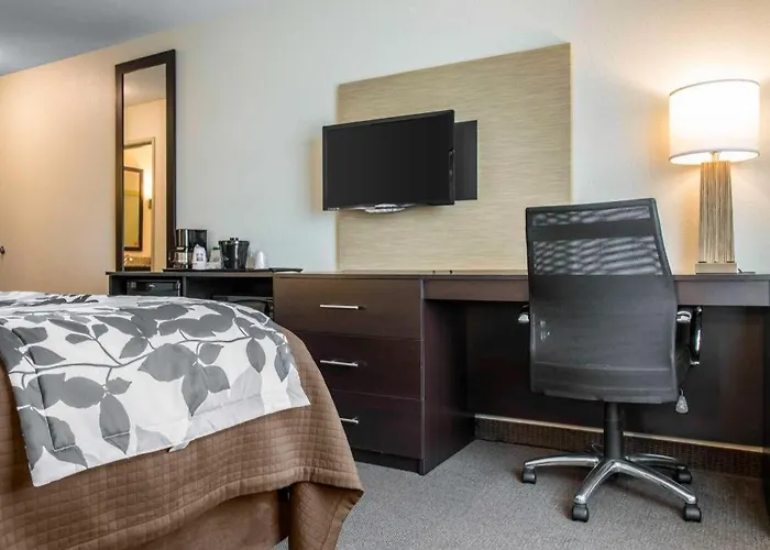 Sleep Inn & Suites Marshall - University Area