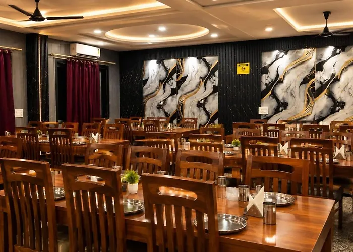 Triveni Hotel And Restaurant