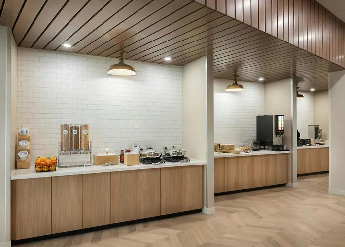 Fairfield Inn & Suites By Marriott Melbourne Beach