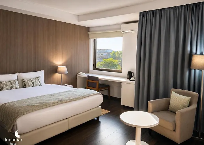 Hotel Lunamar