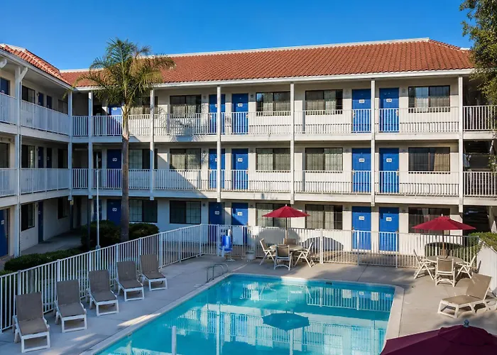 Vagabond Inn Carpinteria North - Santa Barbara