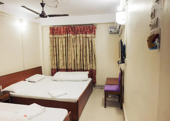 Aanand Hotel
