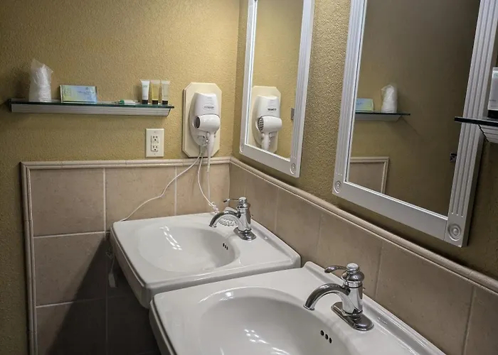 Saint George Hotel