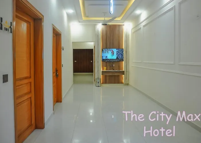 The City Max Hotel