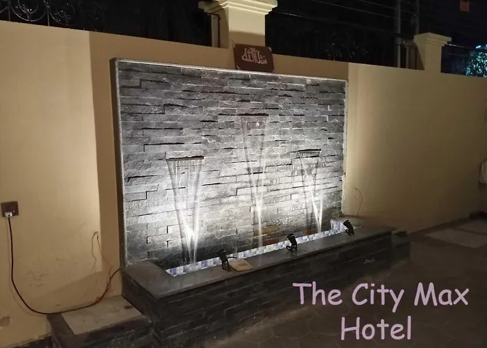 The City Max Hotel