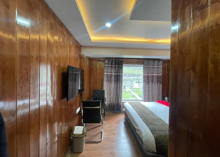 Hotel Sounsar And Restaurant