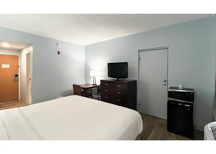 Motel 6 - Tiffin, Oh