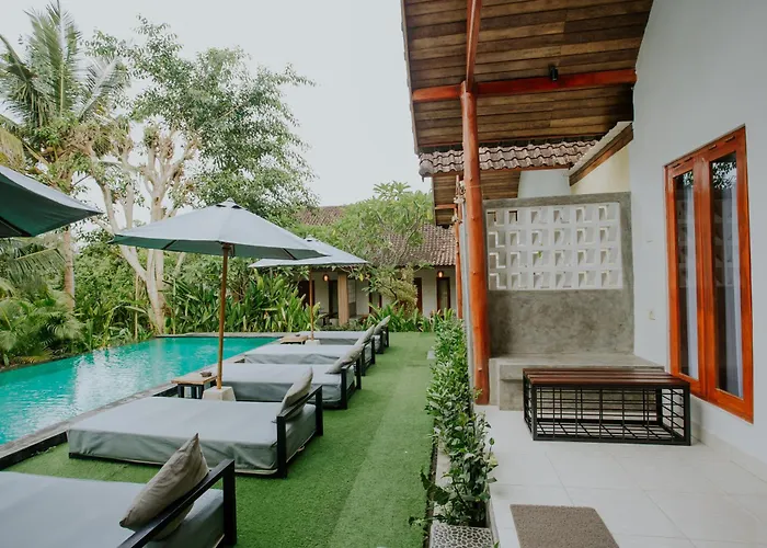 Nuansa Garden Cottages & Dormitories