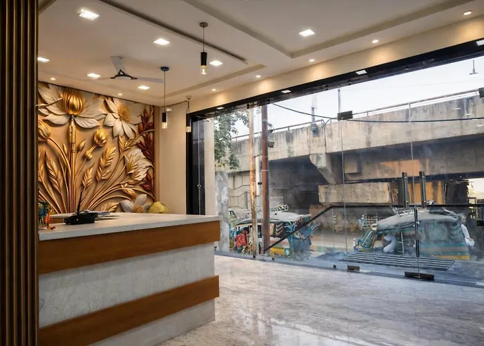 Goyal Hotelirs - Hotel Vasudha Near Prem Mandir, Vrindavan