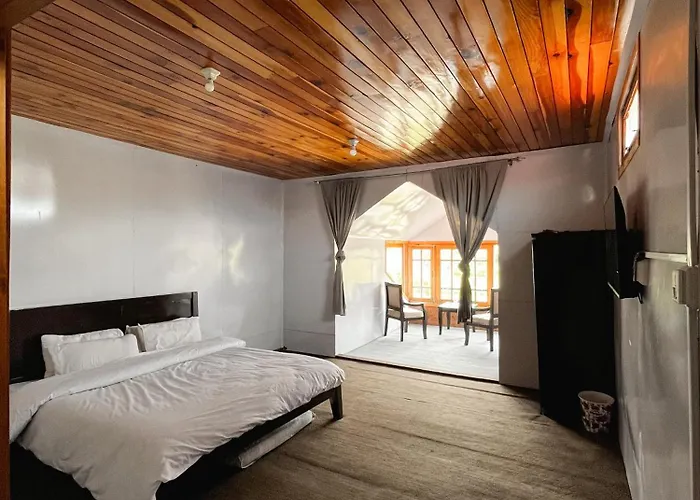 Kehkishan Hotel & Resort Shogran