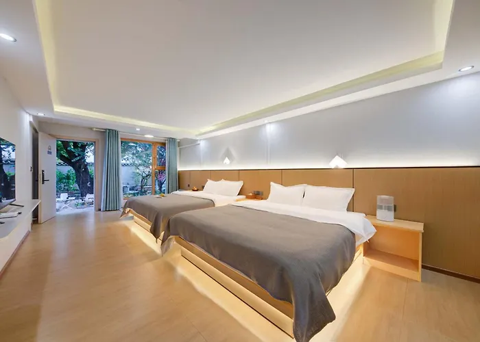 Shangri-La Guilu Homestay