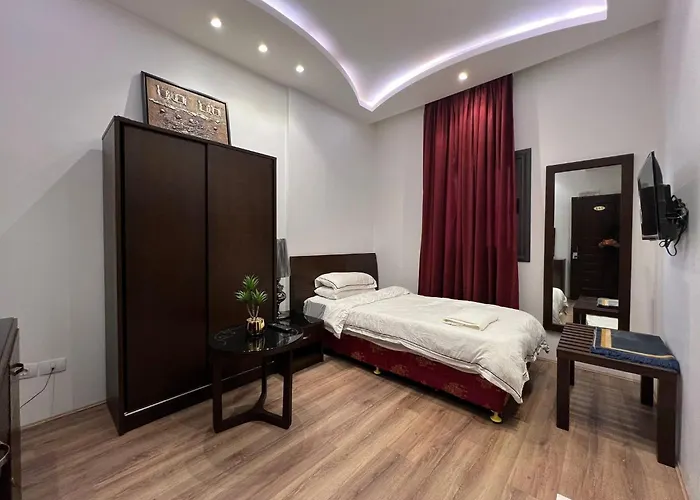 Al Jraat Hotel