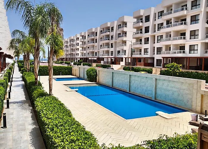 منتجع بورتو سعيد Porto Said Resort