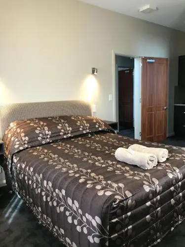 Lords Hotel