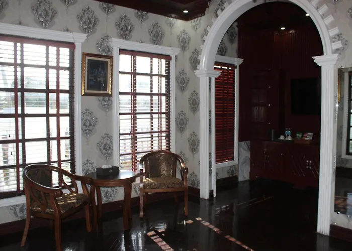 San Franz Hotel La Perla