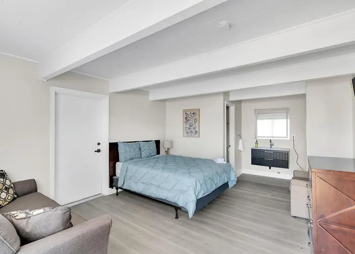 (Jersey Shore Stay New Near Beach Boardwalk