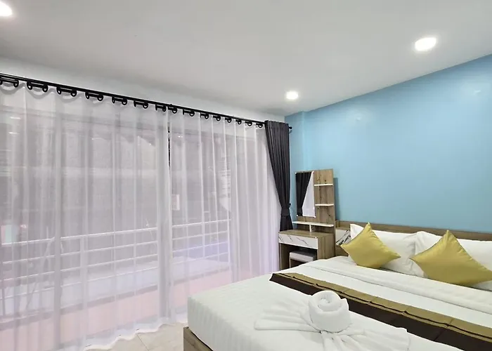 Dream Nest Patong Hotel, Patong Beach