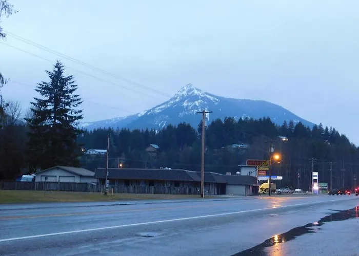 Packwood Inn