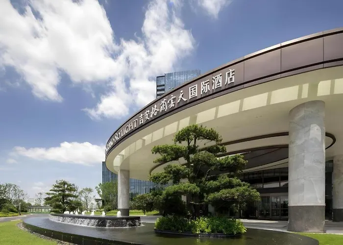 Grand Skylight International Hotel Ji'An