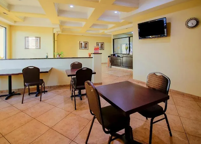 Cypress Inn & Suites Washington By Oyo