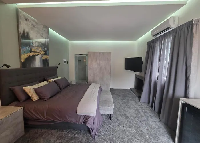 Terra Nova Suites And Spa