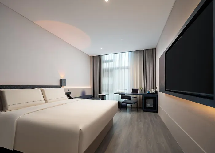 Atour Light Hotel North Square Of Hefei Railway Station