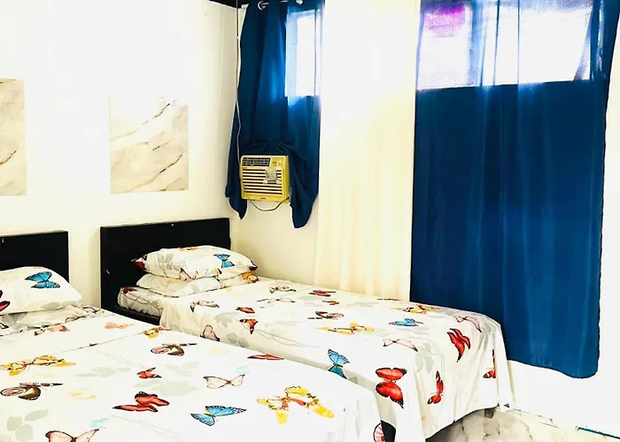 Cherry Traveller'S Inn