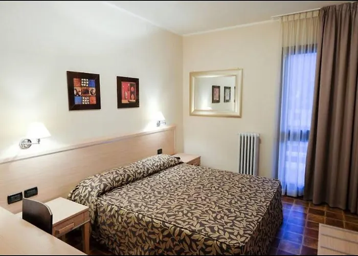 HOTEL Monte Cimone