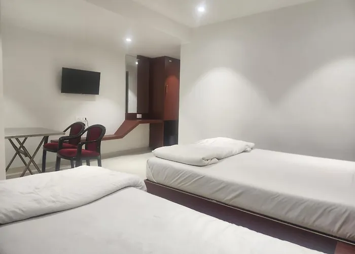 Hotel Metro Palace L&B