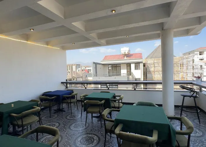 Fira Hotel