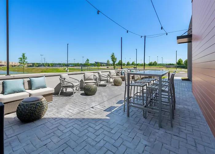 Hilton Garden Inn Kansas City Riverside