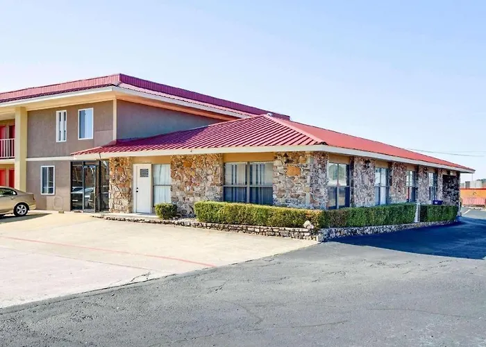 Quality Inn & Suites Hot Springs-Lake Hamilton