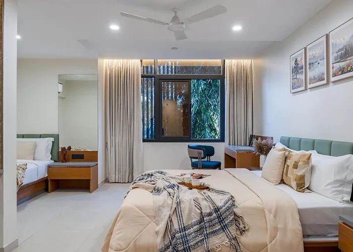 Hotel Serenova, Pune- Pure Veg