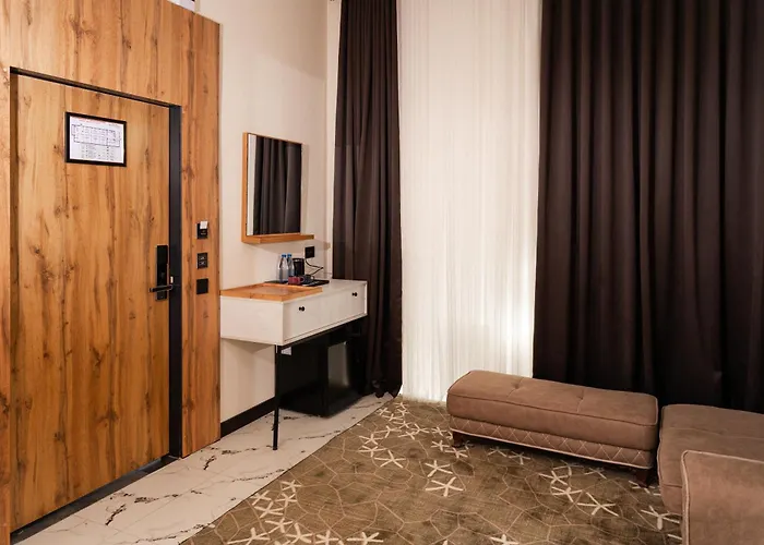 Gulshan Hotel