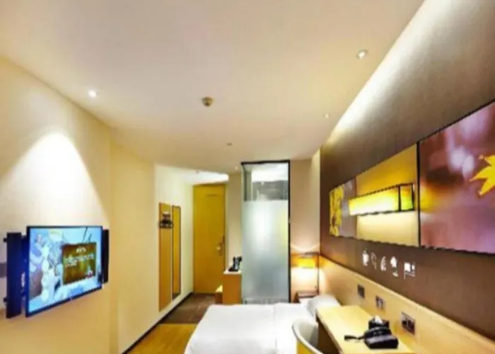 Iu Hotel Anyang West Railway Station Yinxu Scenic Spot