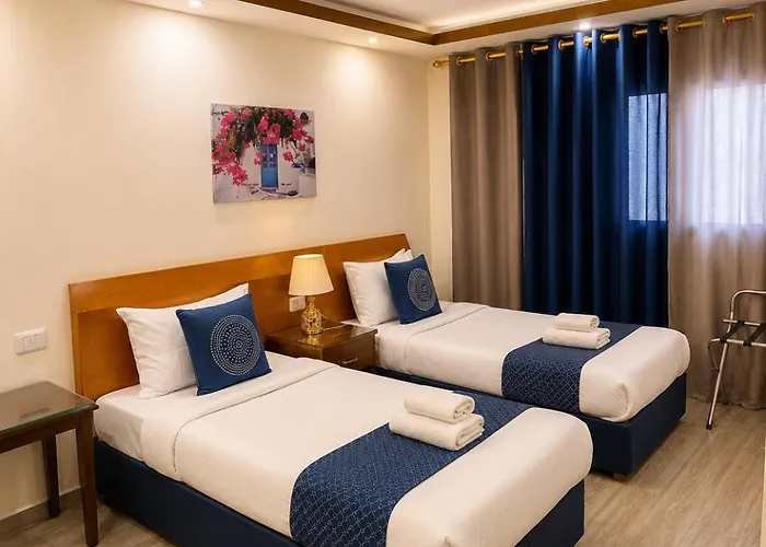 Sky Royal Hotel