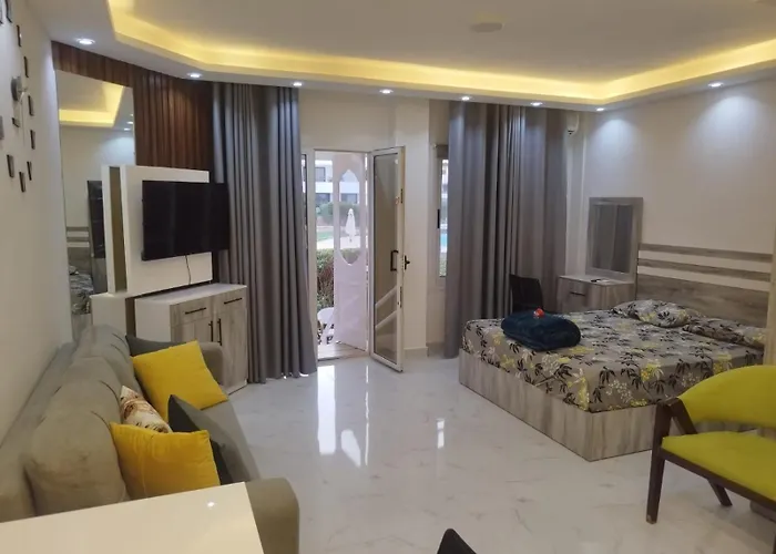 Criss Resort- Naema Bay-City Center